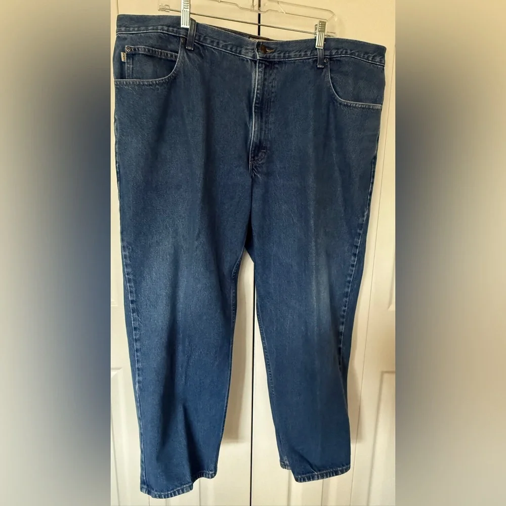 LL Bean MEN'S JEANS Relaxed Fit Medium Blue Denim Wash Straight Leg 44x30 - Picture 2 of 14
